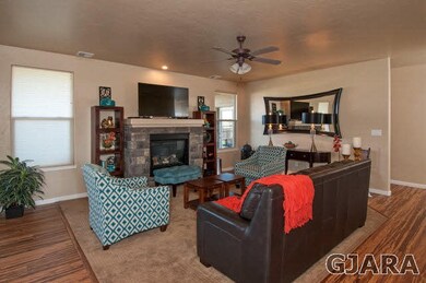 New Wood Laminate Floors And Carpet Inset In Livin
