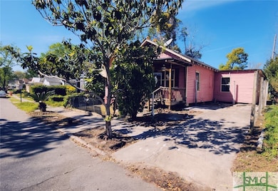 1228 E 39th St, Savannah, GA 31404 - photo 3