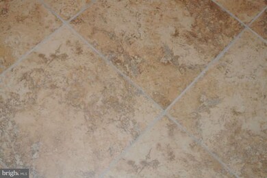 Lafayette Park unit 207, Falls Church, VA 22041 - photo 3