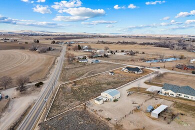 2549 Royal Vista Dr, Homedale, ID 83628 - photo 4