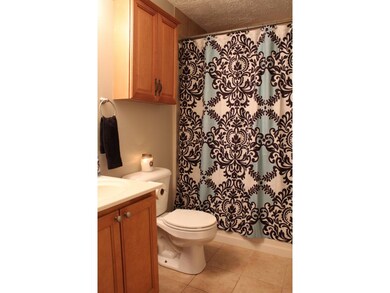 545 Calef Rd unit 12, Manchester, NH 03103 - photo 7