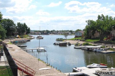 8605 Molokai Dr, Papillion, NE 68046 - photo 3