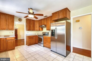 13030 Prices Distillery Rd, Clarksburg, MD 20871 - photo 3