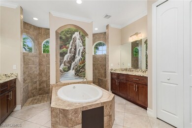 Master Bathroom Suite - 3221 SE 1st PL, Cape Coral