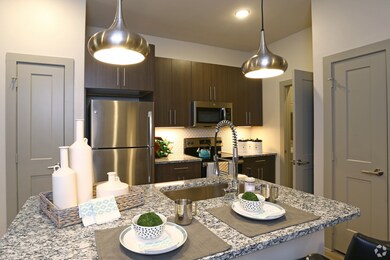 680 E Algonquin Rd unit 1203, Schaumburg, IL 60173 - photo 7