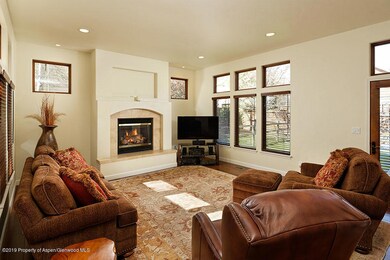 314SummersetWay_WEB004