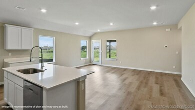 8523 E El Paso St, Broken Arrow, OK 74014 - photo 4