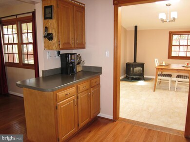 854 Brighton Place, Glen Burnie, MD 21061 - photo 6