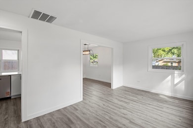 33448 N Greentree Rd, Grayslake, IL 60030 - photo 4