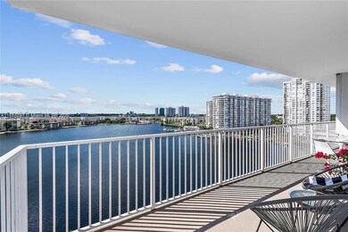 Admirals Port East Condominiums unit 1016W, Aventura, FL 33160 - photo 2