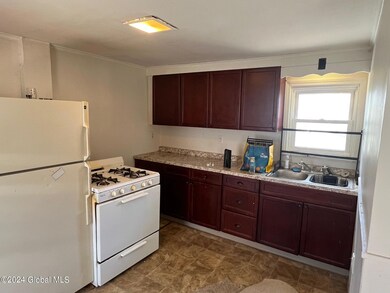 330 Mohawk Ave, Schenectady, NY 12302 - photo 2