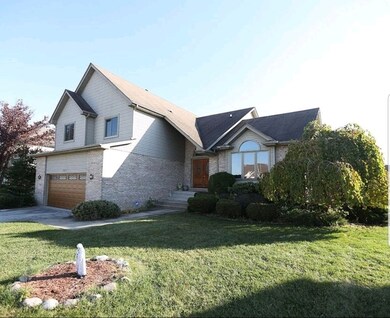 3903 Streamwood Dr, Hazel Crest, IL 60429 - photo 2