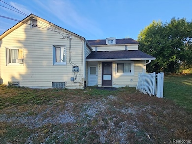 18391 Masonic, Fraser, MI 48026 - photo 2