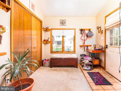 1133 Walnut St, Darby, PA 19023 - photo 6