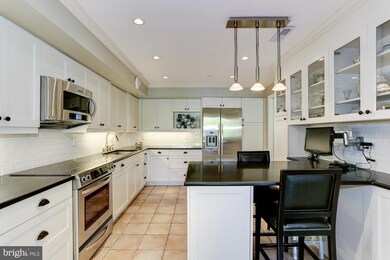 4978 Sentinel Dr unit 12403, Bethesda, MD 20816 - photo 5