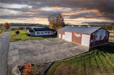 8261 W Cox Ferry Rd, Campbellsburg, IN 47108 - photo 3