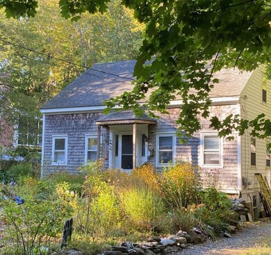 9 Bonnie Brae St, Camden, ME 04843 - photo 2