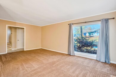5520-Crestview-MLS-Photos-5