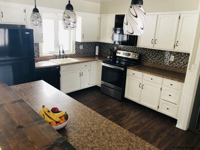 218 W Milton Rd, Ballston Spa, NY 12020 - photo 2