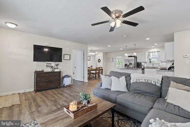 92 Rustic Ln, Colonial Beach, VA 22443 - photo 6