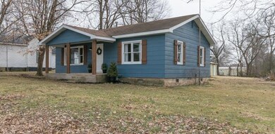 301 college ash grove-48