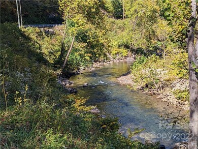 3703 Us Highway 19w, Burnsville, NC 28714 - photo 2