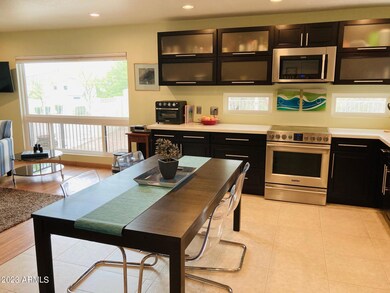 Kitch 1 - Copy