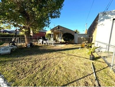 45131 Trevor Ave, Lancaster, CA 93534 - photo 4