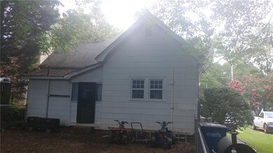 617 Cherry St, Statesville, NC 28677 - photo 2