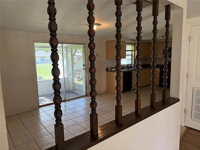 6039 20th St, Zephyrhills, FL 33542 - photo 4