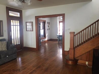 111 S 4th Ave E, Newton, IA 50208 - photo 4