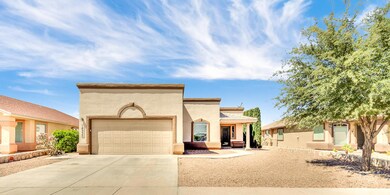 14333 Desert Cactus Dr, Horizon City, TX 79928 - photo 2