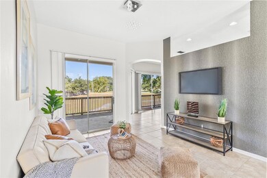 8643 Sugar Palm Ct, Orlando, FL 32835 - photo 6