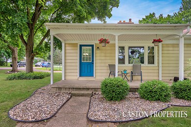 30 Front Porch