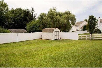 404 Kilarney Way, Royersford, PA 19468 - photo 5