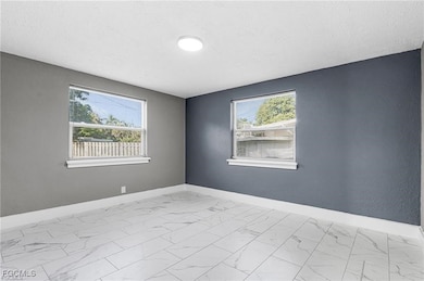 4472 E Riverside Dr, Fort Myers, FL 33905 - photo 7