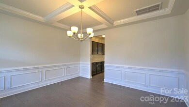 687 Fox Cove Rd, Hendersonville, NC 28792 - photo 6