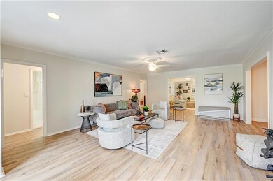 Living Room and Entrance to the 2 Spare Bedrooms