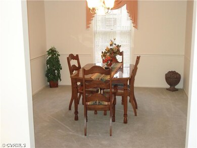 Dining Room - Formal Dining room