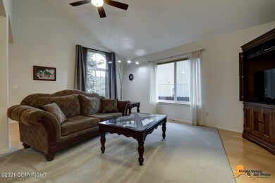 7579 Eastbrook Cir, Anchorage, AK 99504 - photo 4