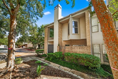 10811 Richmond Ave unit 98, Houston, TX 77042 - photo 3