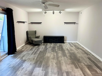 103 Provincial Ct unit 30, Saginaw, MI 48638 - photo 2