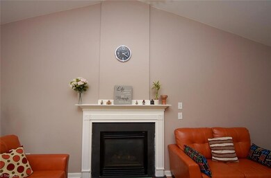 Gas log fireplace