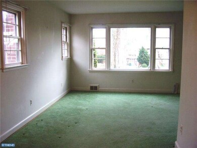 20 Wilson St, Reading, PA 19609 - photo 2