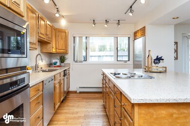 Kitchen 8307-FULL