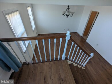 2174 Mayflower Dr, Woodbridge, VA 22192 - photo 3