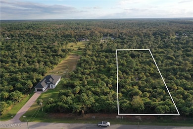 680 37th Ave NW unit 1, Rural Estates, FL 34120 - photo 3