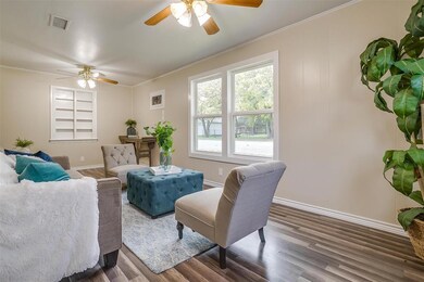 913 Turner St, Cleburne, TX 76033 - photo 5