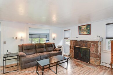 07-Living Room