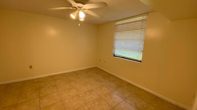 3626 Whitehall Dr unit 1030, West Palm Beach, FL 33401 - photo 7